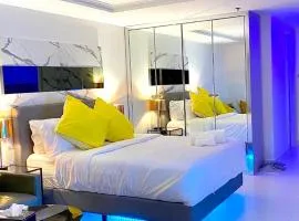 Sukhumvit13 Luxury suite