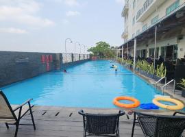 Apartemen Solo Center Point, hotel with parking in Bonorejo