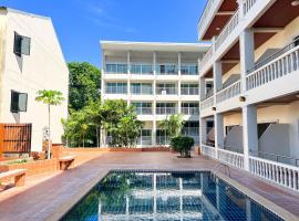 Tri's Miracle Kata Beach Side、カタビーチのホテル