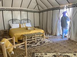 Zagora Desert Camp, kempingas mieste Bou Khellal