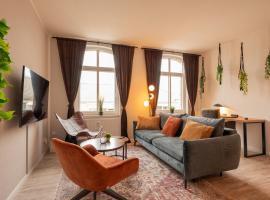 maremar - Style Apartment im Zentrum - Luxus Boxspringbett - Arbeitsplatz - Highspeed WLAN, apartment in Gera