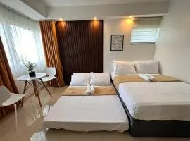 Hotel living,The Persimmon Suites 2-4pax (1804)