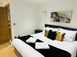 Bright 2 Bedroom *2 Bathroom* 10 mins to East Croydon