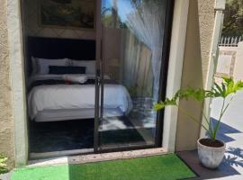 MorningMist Boutique, hotel u gradu Centurion