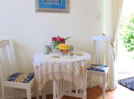 Annies B and B, holiday rental in Warkworth