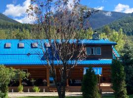 Cougar Mountain Cabin Rentals, hotell sihtkohas Valemount