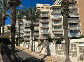 1 linea playa YATE