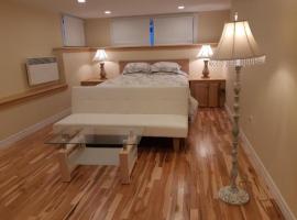 Comfy Stay - Close to Everything, homestay in Halifax