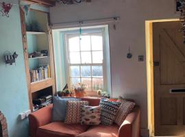 Driftwood Cottage, holiday home in Portloe