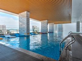 S Lux Apartment Virgo, hotell i Nha Trang