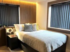 Deluxe 1 Bed Studio -2C- near Royal Infirmary & DMU