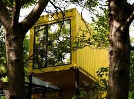 Gipsy Village Park Hotel, sewaan penginapan di Asuretʼi