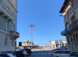 loft flavia, apartamento em Viareggio