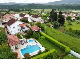 Sunny Apartment with swimming pool Stolac