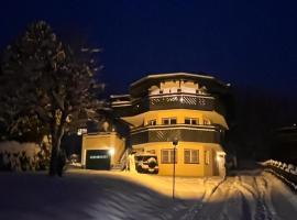 SONNENLODGE St Anton am Arlberg – hotel przyjazny zwierzętom w mieście Sankt Christoph am Arlberg