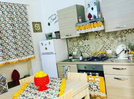 IL BACIO DEL SOLE, holiday home in Noto