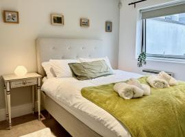 Kings Cross City Apartment