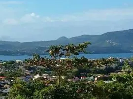 Grand studio Climatisé avec Haut débit et TV TNT