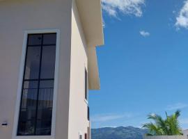 Arenal Vistas del Paraiso, cottage in Nuevo Arenal