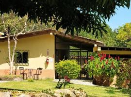 Ecolodge Guancascos, cabaña para 16 personas al pie del PN Celaque, pet-friendly hotel in Villa Verde