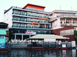 River Kwai View Hotel - SHA Extra Plus Certified, hotel Kancsanaburiban