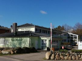 Pension Dünenhaus, guest house in Zempin