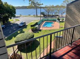 River View Getaway - Great Location, Ferienwohnung in Maroochydore