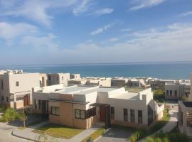 Peace in Sifah -Sea view, готель з парковкою у місті Ас-Сіфах
