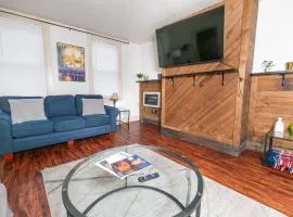 1 BR - Parking - Amazing View Nearby!