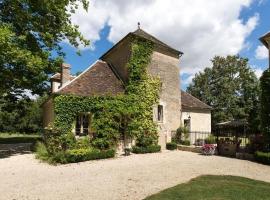Le Pigeonnier Colbert, hotel amb aparcament a Rouvray