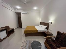 Morjim Sunset Guesthouse - Rooms with Kitchen, apartment in Morjim