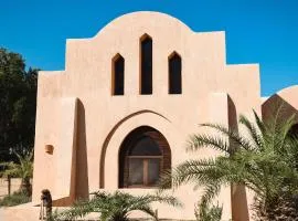 Tzila Bahariya