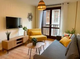 Apartamentos Escarrilla Suites 3000