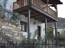 Lila's Guest House, hotel i Mikros Prinos