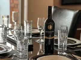Centre Luxury Apartment