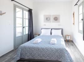 Navi A2 Brand new Studio in Naousa, hotel com banheiras de hidromassagem em Naousa