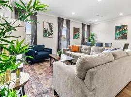 Spacious Fully Furnished Apartment by Logan Airport