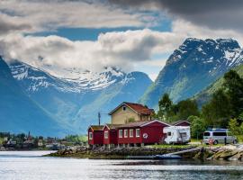 Nesset Fjordcamping, alquiler vacacional en la playa en Olden