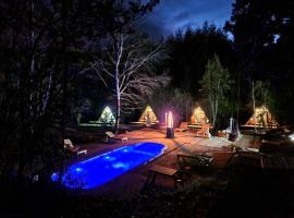 Ecos del Manantial, hotel with pools in Villarrica