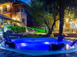 VILLA APU CHICON (Apu Wasi & Inti Wasi), vila v destinaci Urubamba