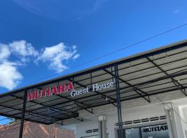 Mutiara Guest House Syariah, cheap hotel in Padangluar