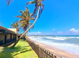 Hakuna Matara Beach Bungalows, hotell nära Weherahena Buddhist Temple, Matara