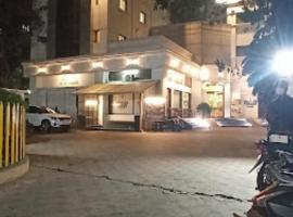 Hotel Grape City,Nashik, hotel de 4 estrelas em Nashik