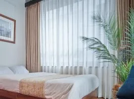 Acoustic GARAGE by Tranova