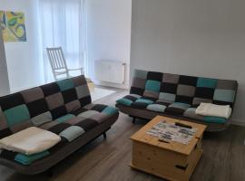 NB Hochschule Zwei Zimmer Wohnung, apartma v mestu Neubrandenburg