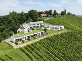 RELAX APARTMENTS An der Lage Hochgraßnitzberg, hotel v destinaci Spielfeld
