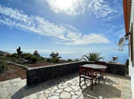 Casa Sabela con vistas al MAR, holiday home in Arecida