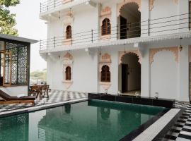 The Experience Resort-Lake Facing