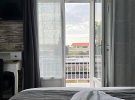 Au Petit Bonheur, hotell i La Tranche-sur-Mer