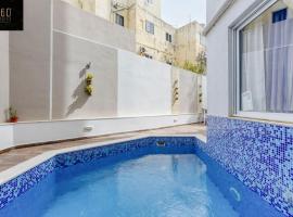 A lovely 4BR home with private POOL & BBQ by 360 Estates, lejlighed i Is-Swieqi